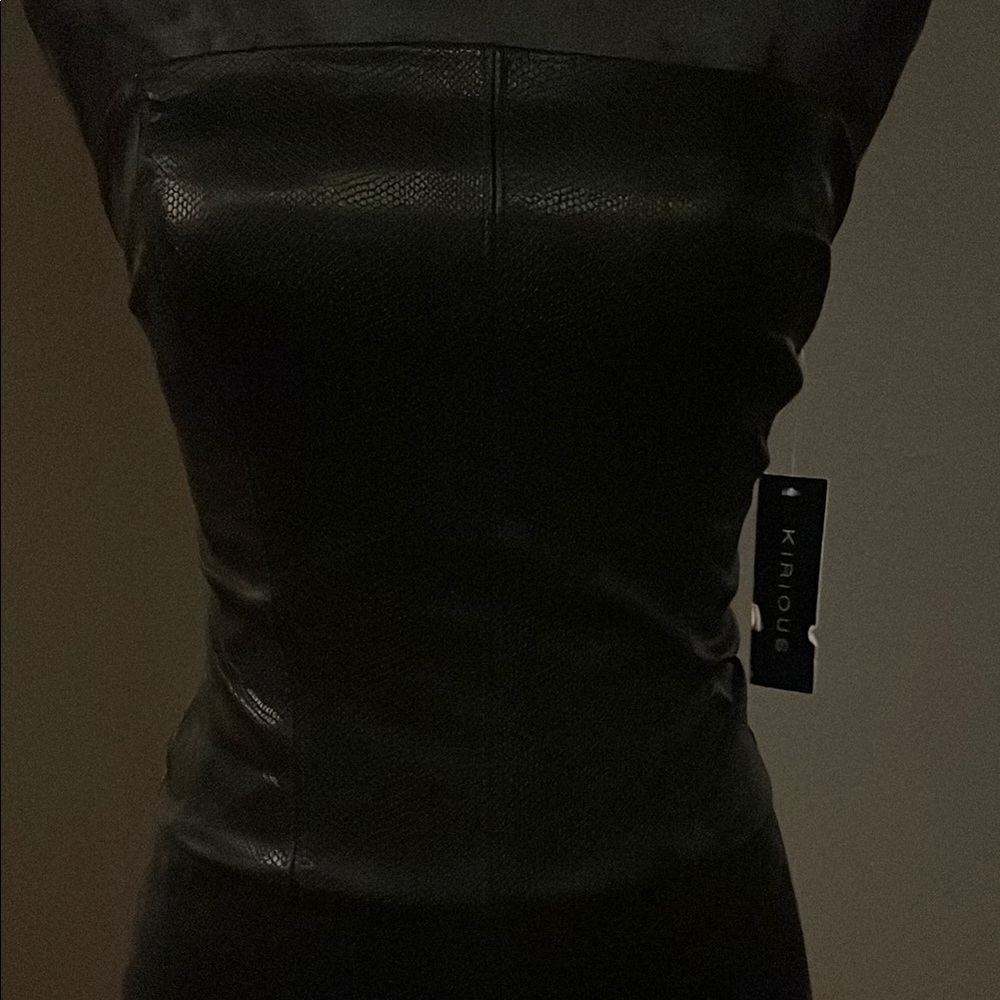Black strapless corset top